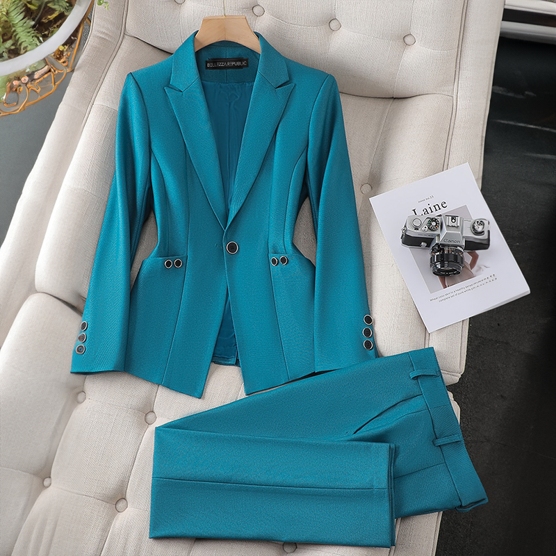 Faye's – Blazer & Byxset