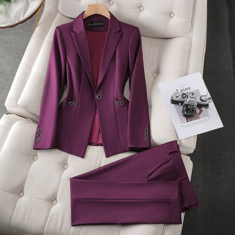 Faye's – Blazer & Byxset